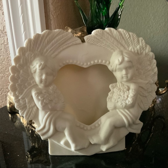 Vintage Cherubs White Photo Frame - Picture 5 of 16